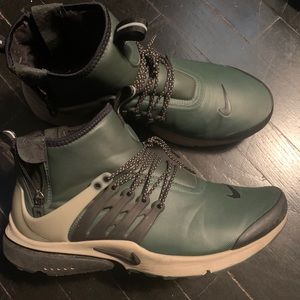 Waterproof Nike shoes